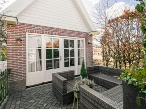Appealing Holiday Home in Medemblik with Garden